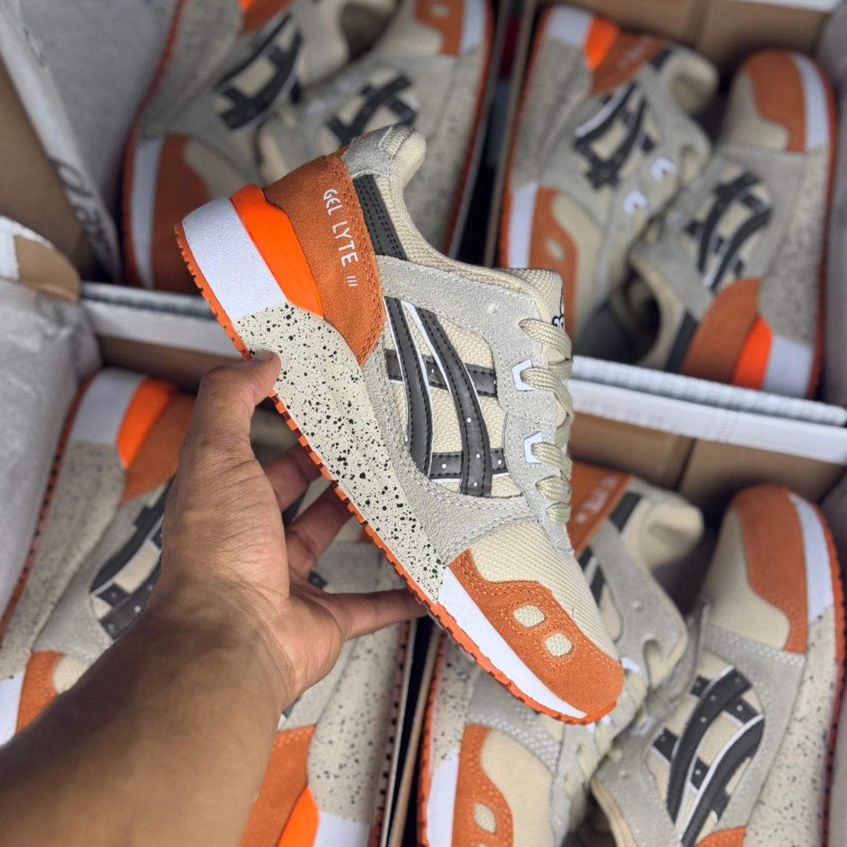 Tênis Masculino Asics Gel-Lyte III x Bege/Laranja (Premium em Couro)