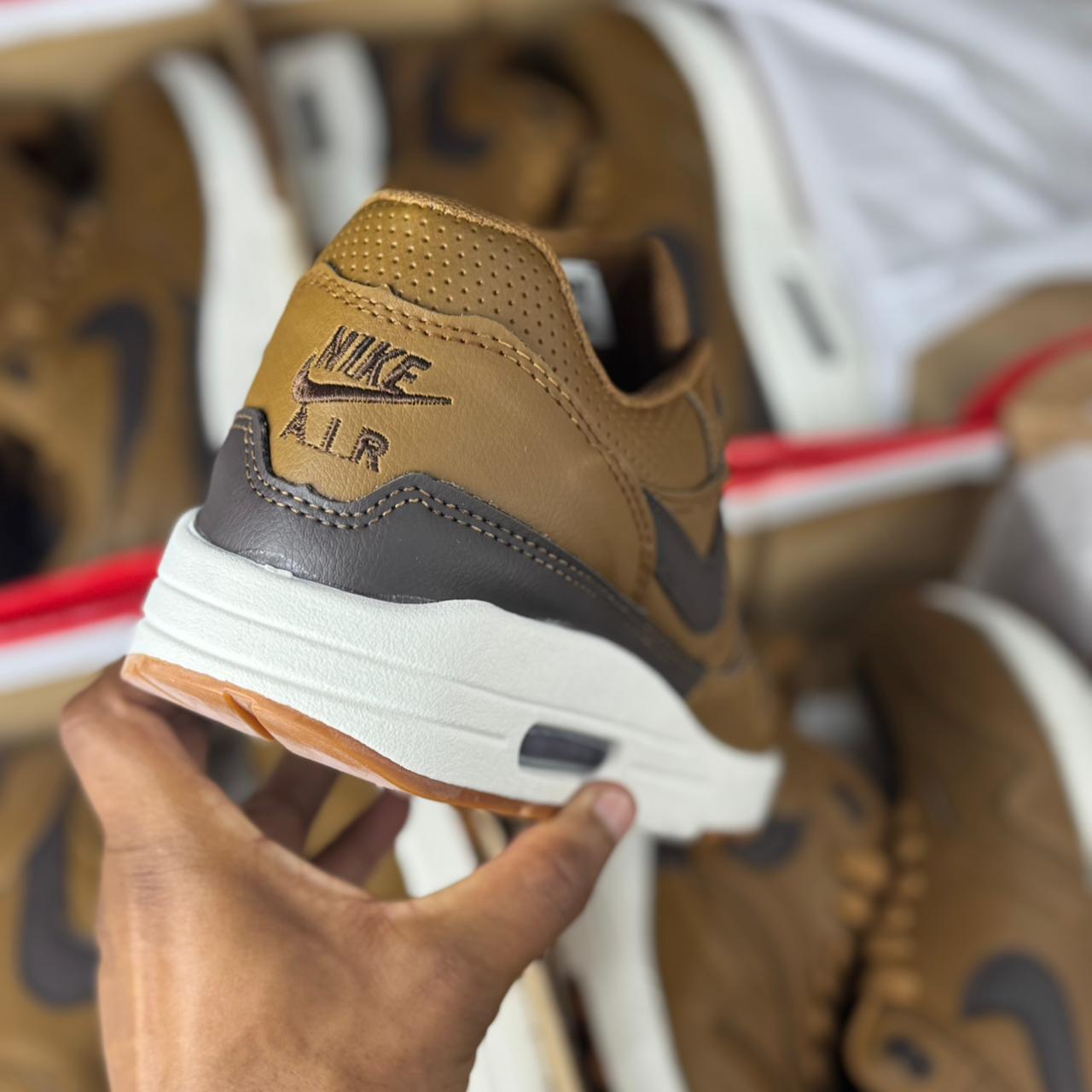 Air Max 1 Caramelo