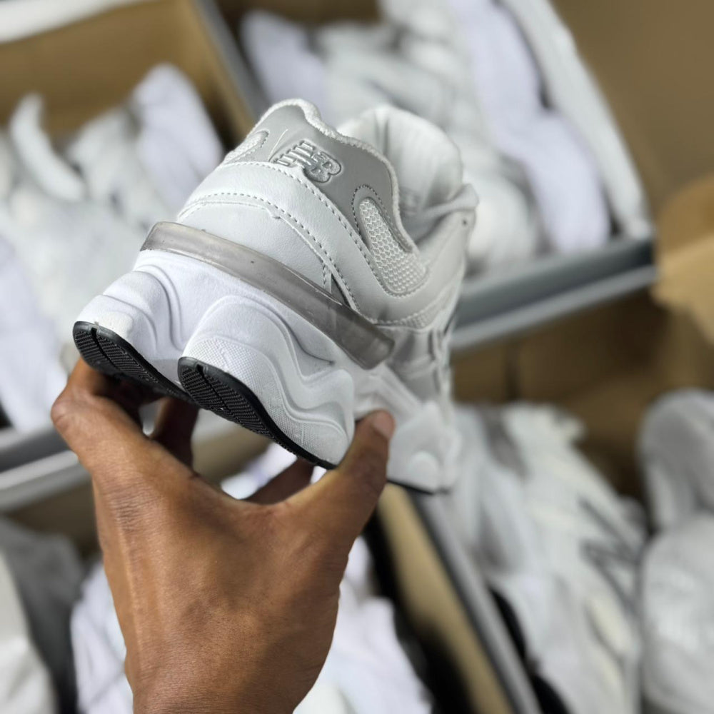 New Balance 9060 x Branco/Cinza