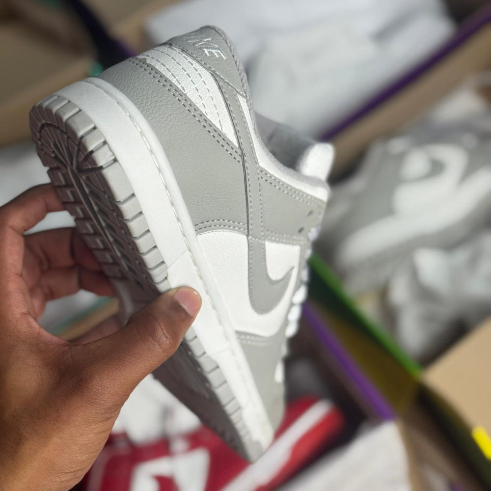 Nike Dunk (Linha Premium) x Branco/Cinza
