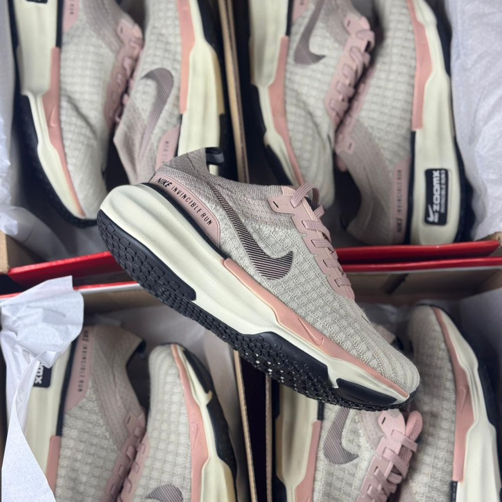 Tênis Feminino Nike ZoomX Invencible Run Premium