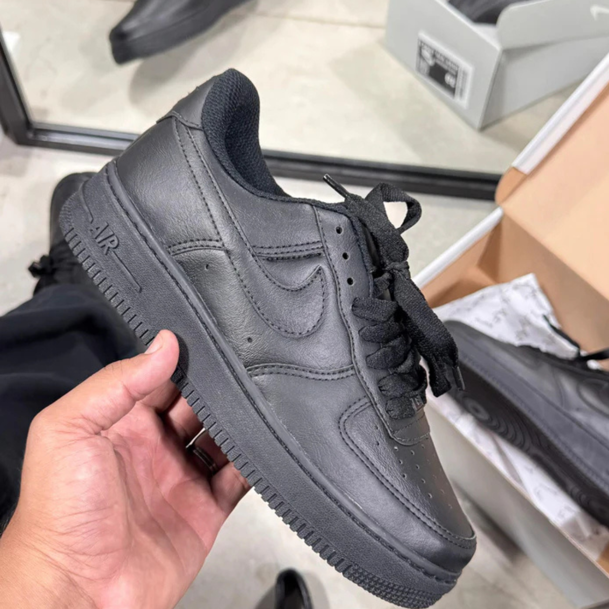 Tênis Masculino Nike Air force 1 Triple Black Premium
