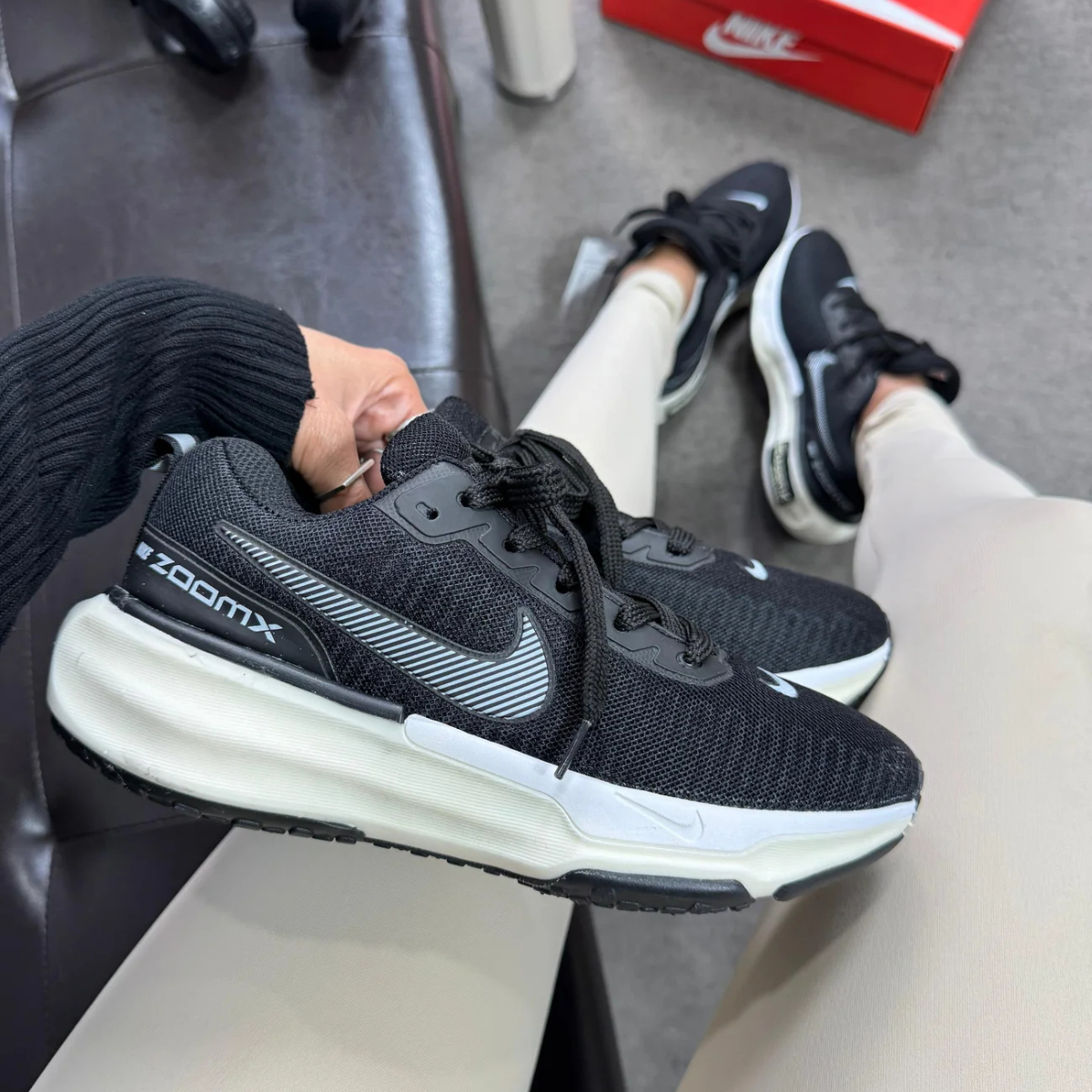 Tênis Unissex Nike ZoomX Premium Preto/Branco