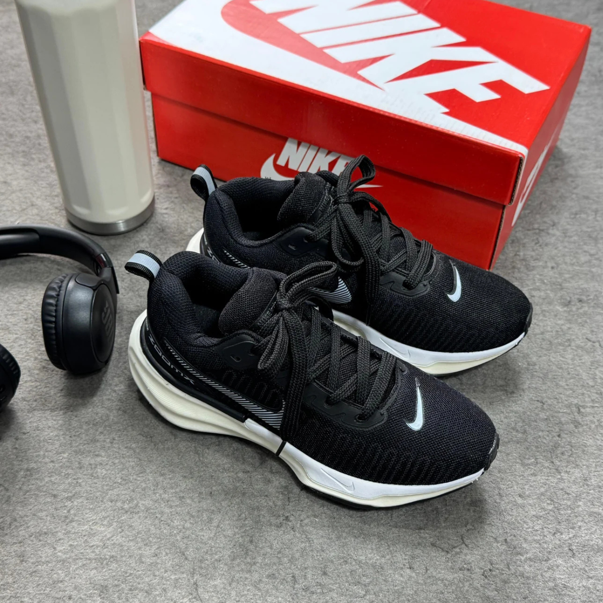Tênis Unissex Nike ZoomX Premium Preto/Branco