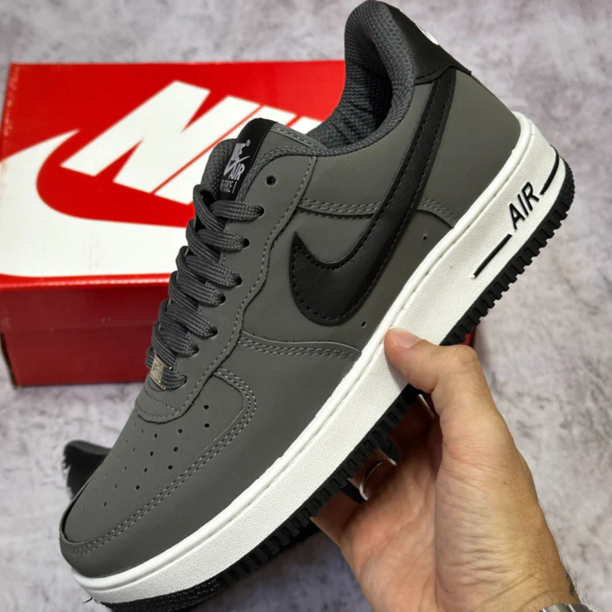Tênis Masculino Nike Air Force 1 Cinza Escuro Premium