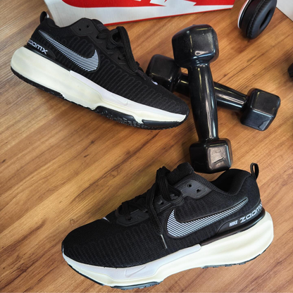 Tênis Unissex Nike ZoomX Premium Preto/Branco