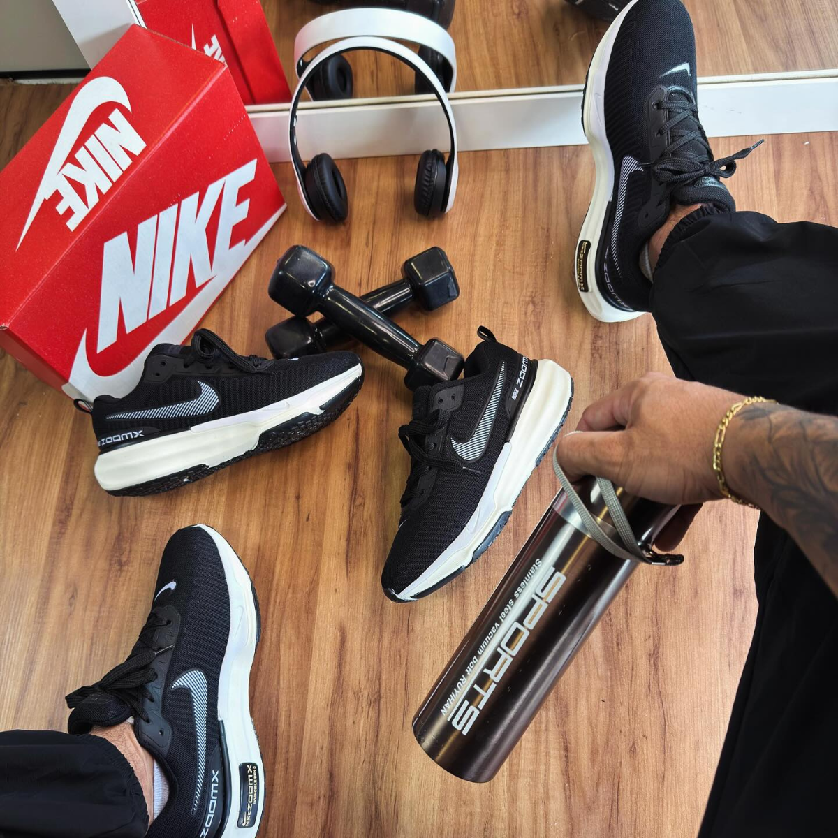 Tênis Unissex Nike ZoomX Premium Preto/Branco