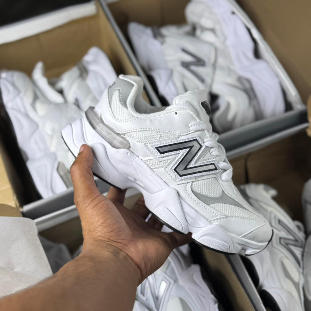 New Balance 9060 x Branco/Cinza