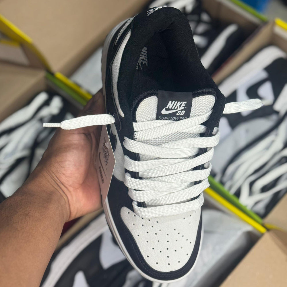 Nike Dunk Sb (Linha Premium) x Preto/Branco