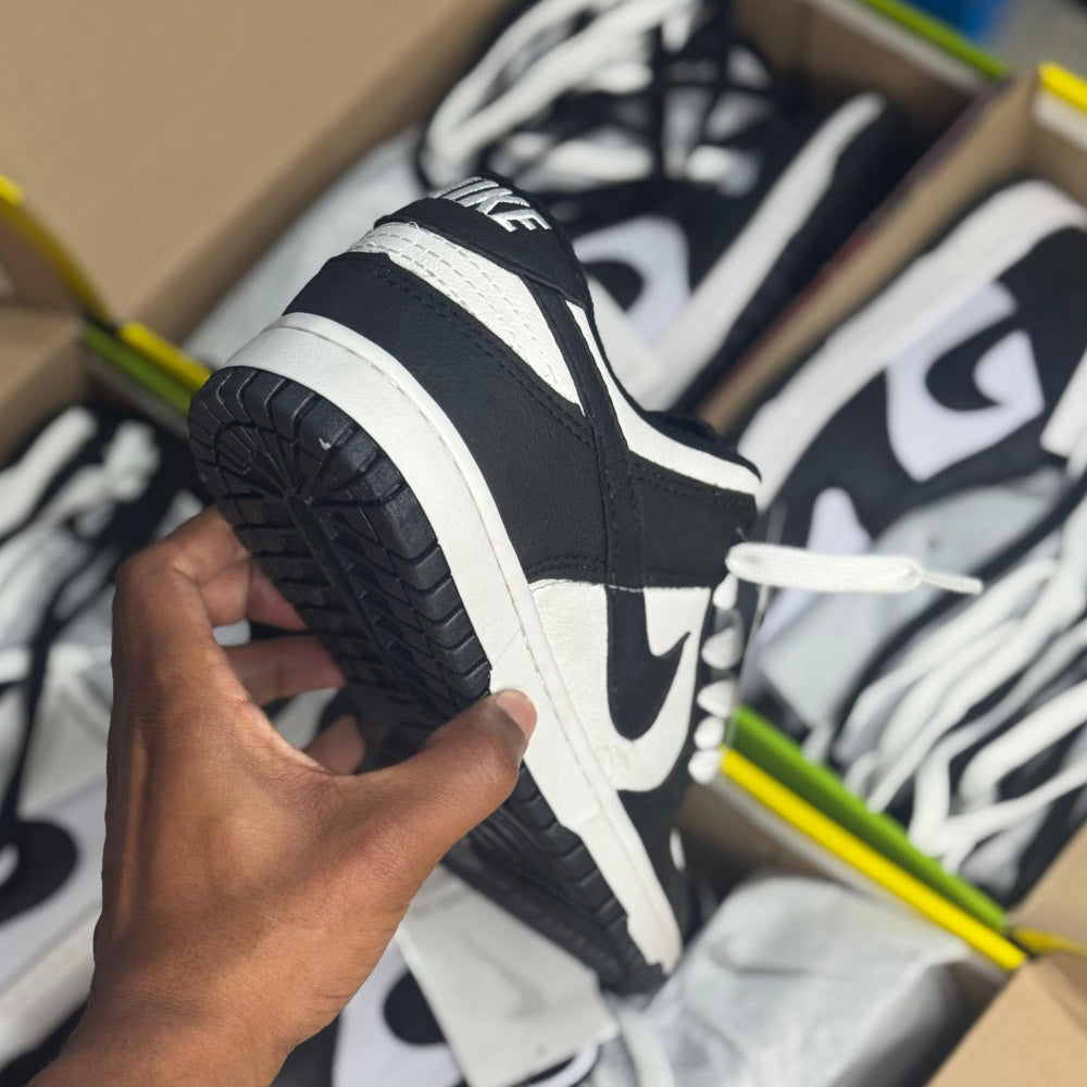 Nike Dunk Sb (Linha Premium) x Preto/Branco