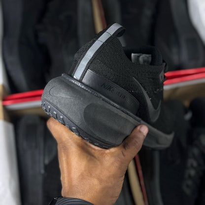 Tênis Masculino Nike ZoomX Invencible Run Premium