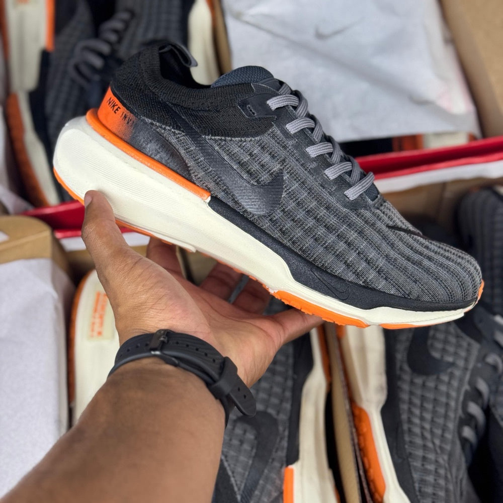 Tênis Masculino Nike ZoomX Invencible Run Premium