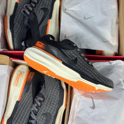 Tênis Masculino Nike ZoomX Invencible Run Premium