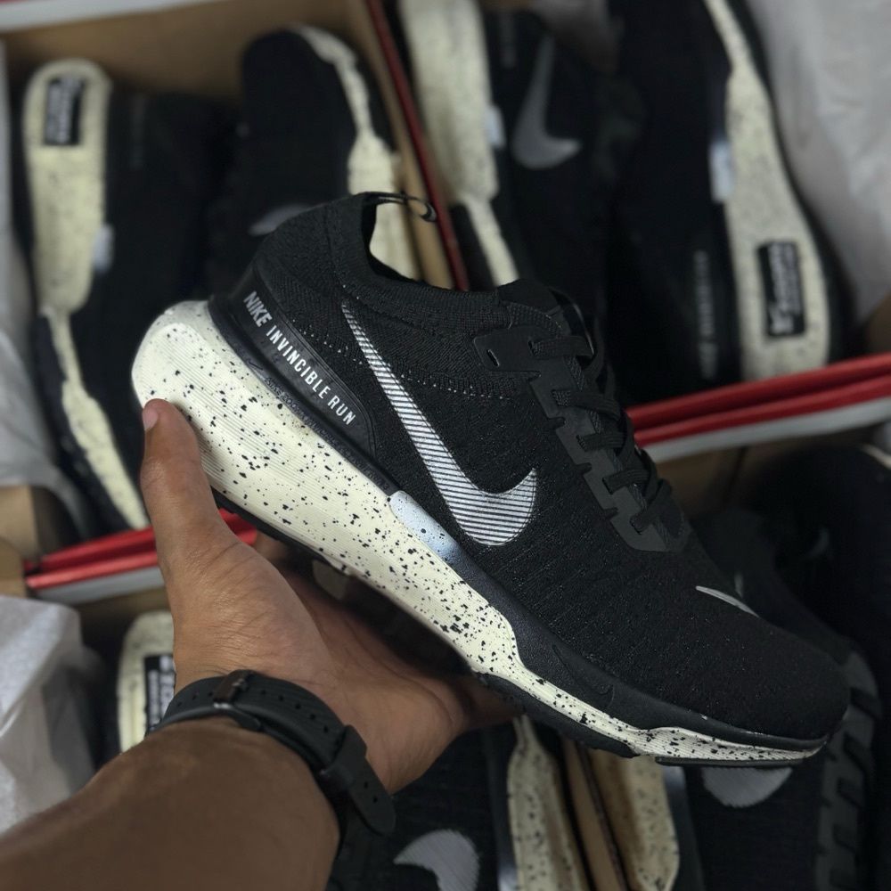 Tênis Masculino Nike ZoomX Invencible Run Premium