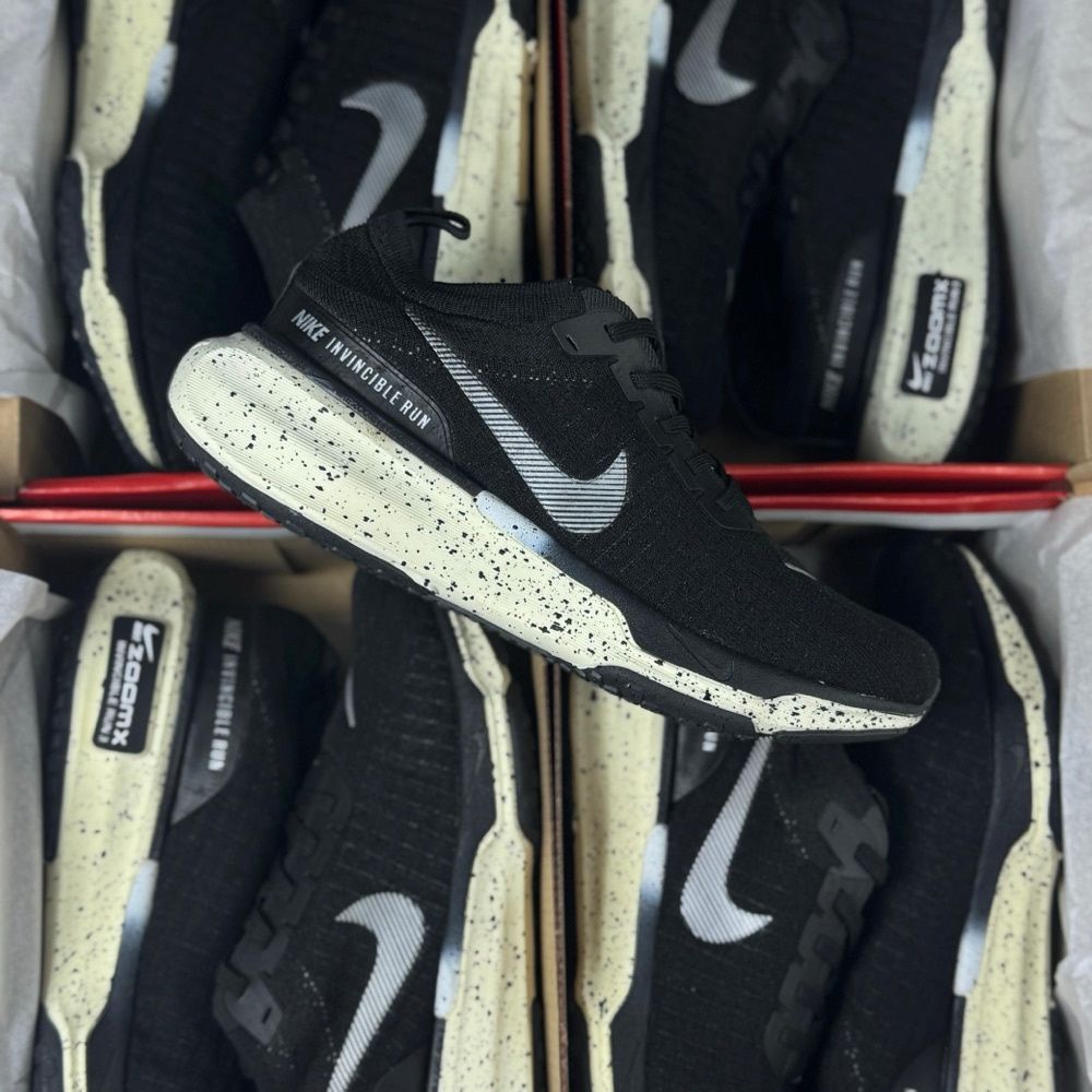Tênis Masculino Nike ZoomX Invencible Run Premium