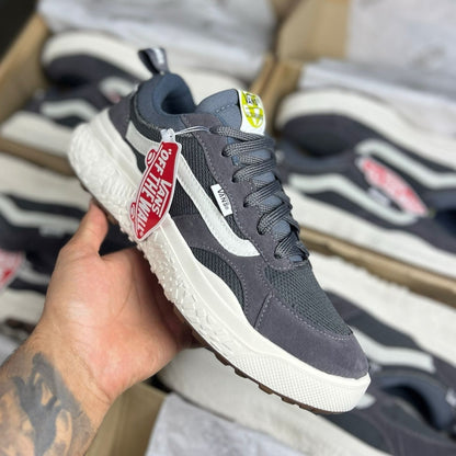 Tênis Vans UltraRange Neo V2 Premium